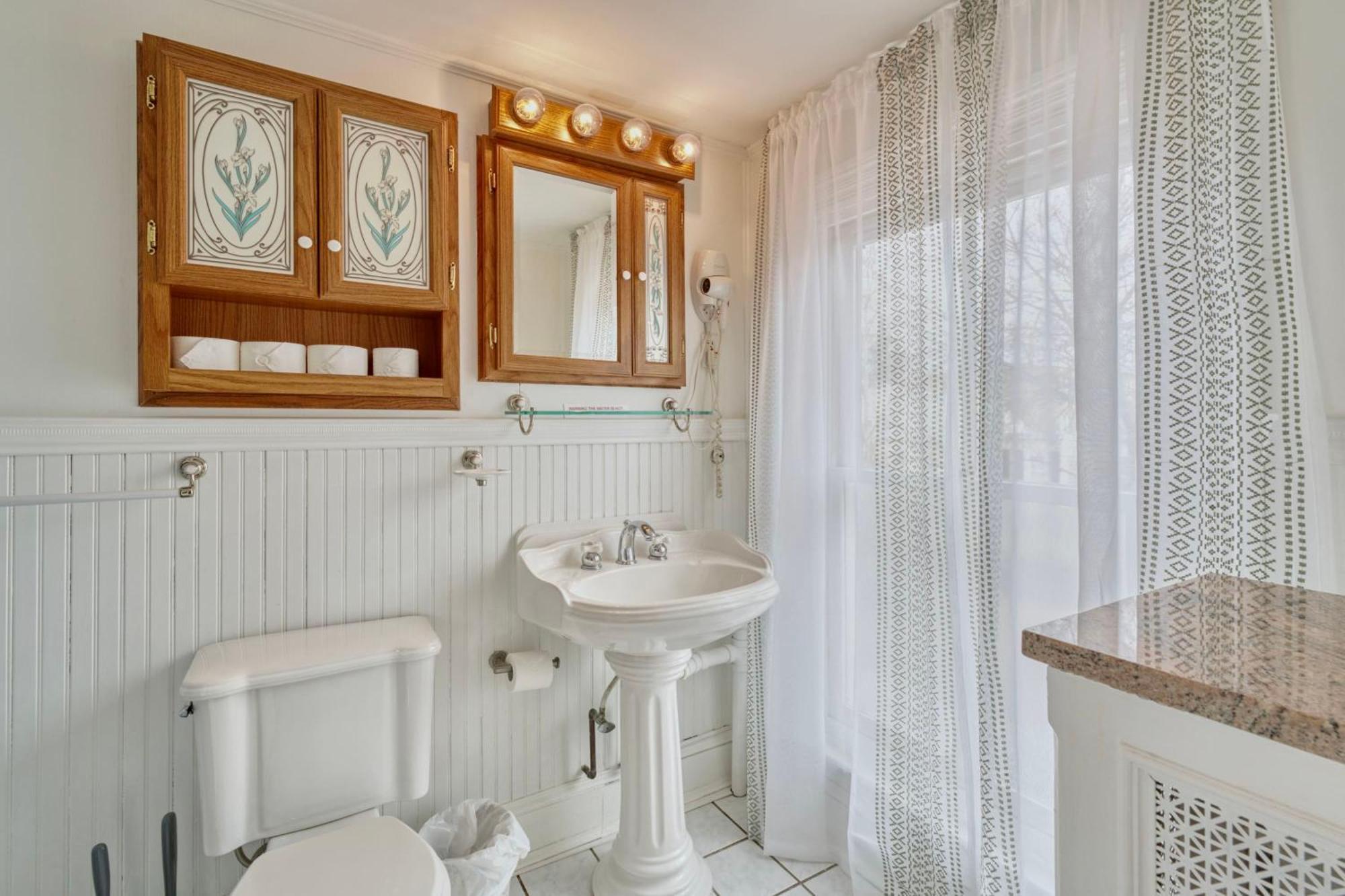 Top-Floor 1Br In Historic Capitol Hill Вашингтон Экстерьер фото