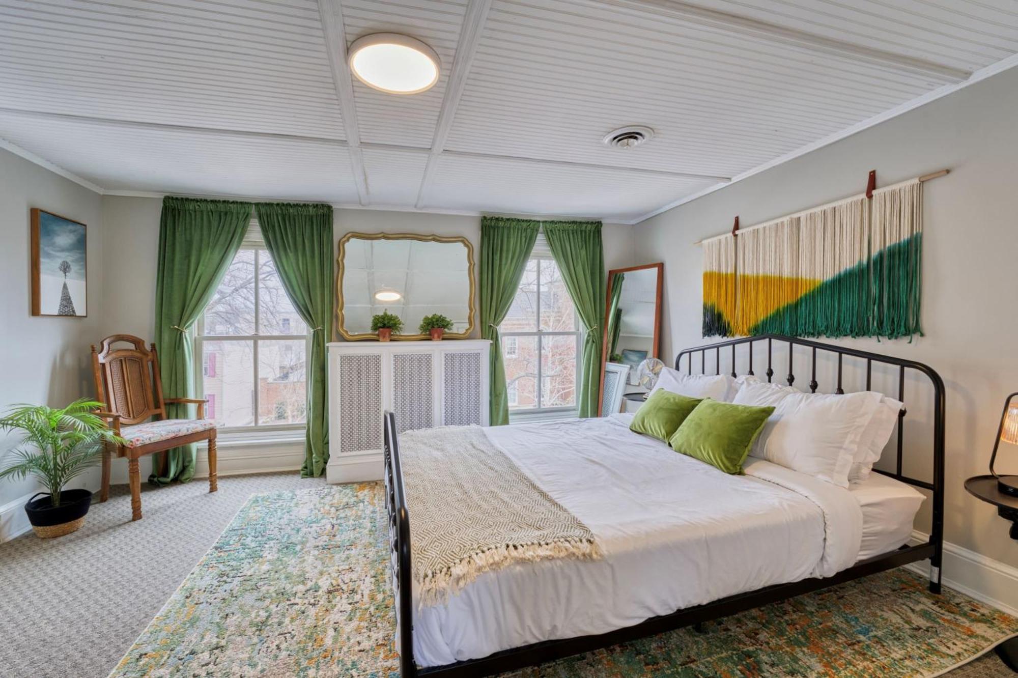 Top-Floor 1Br In Historic Capitol Hill Вашингтон Экстерьер фото