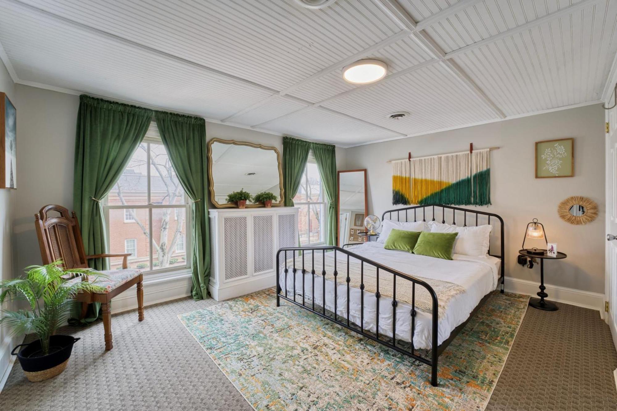 Top-Floor 1Br In Historic Capitol Hill Вашингтон Экстерьер фото