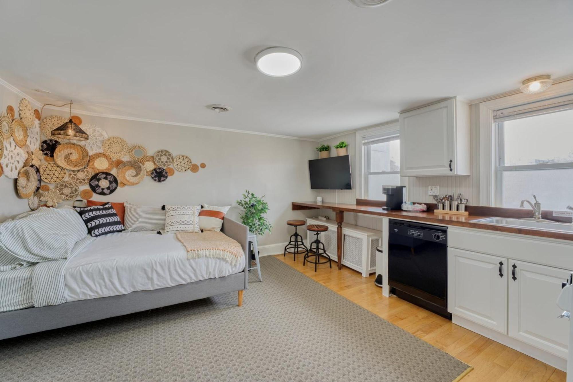 Top-Floor 1Br In Historic Capitol Hill Вашингтон Экстерьер фото